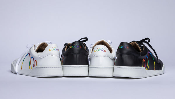 Wir sind bunt. Zeig Farbe mit unserem Rainbow-Sneaker!